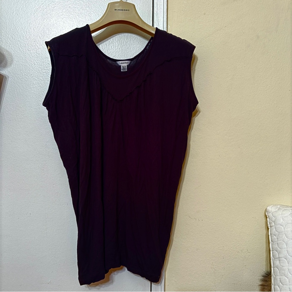 Calvin Klein black sleeveless blouson/ banded top| sz XS